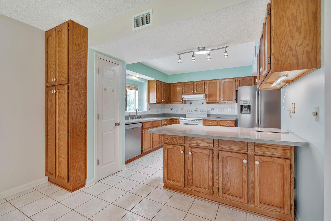 Cedar Ridge - Residential