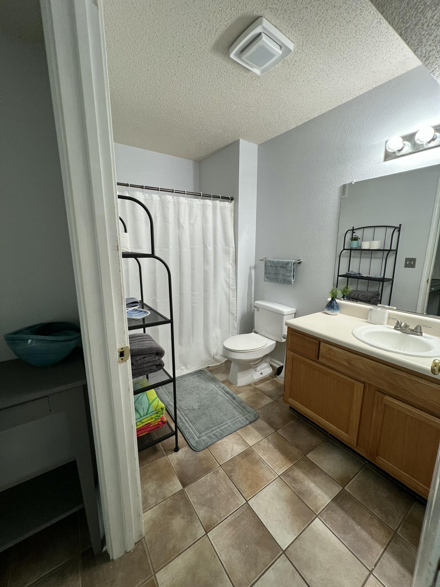 INDIAN LAKE - Residential