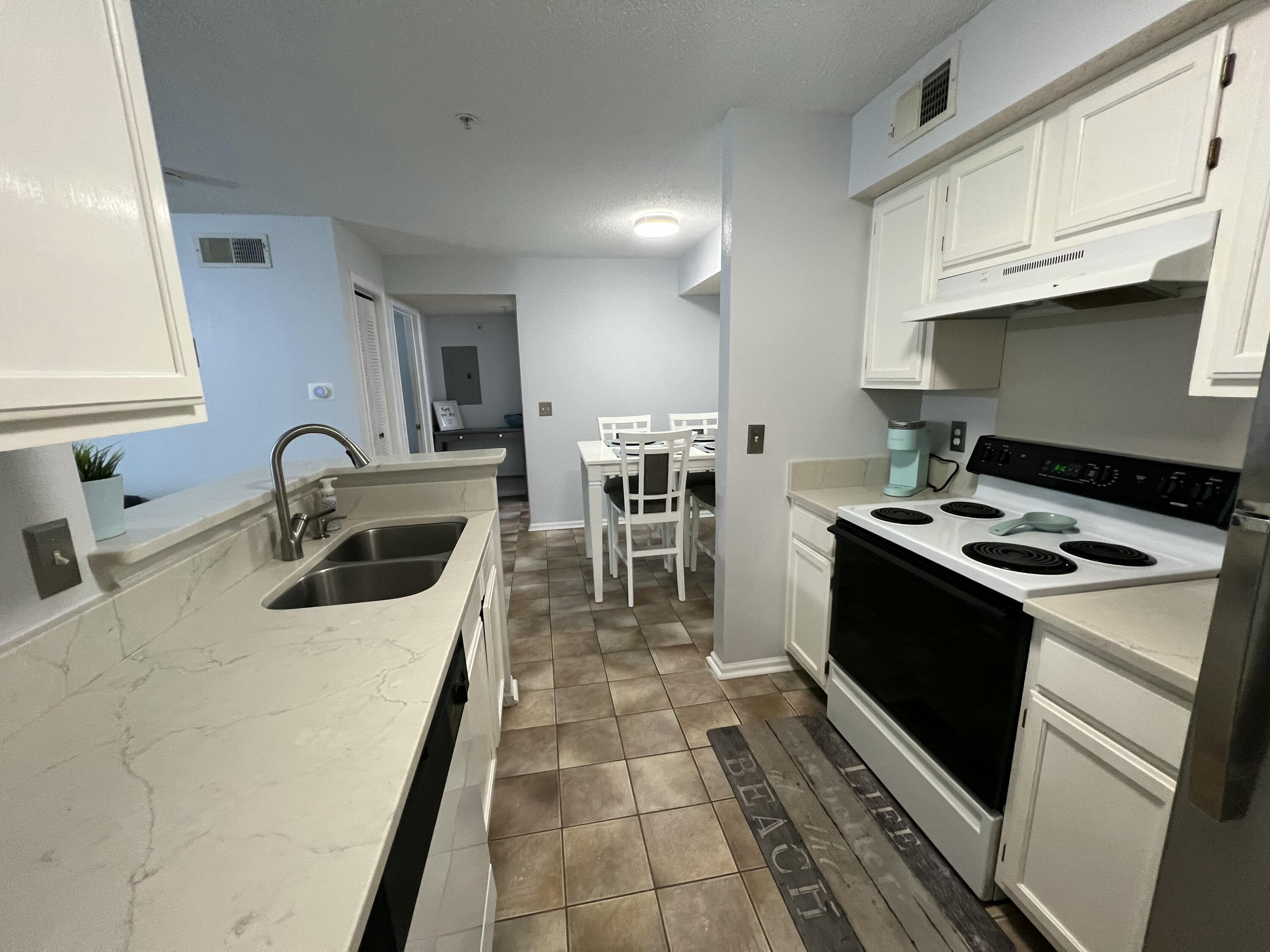 INDIAN LAKE - Residential