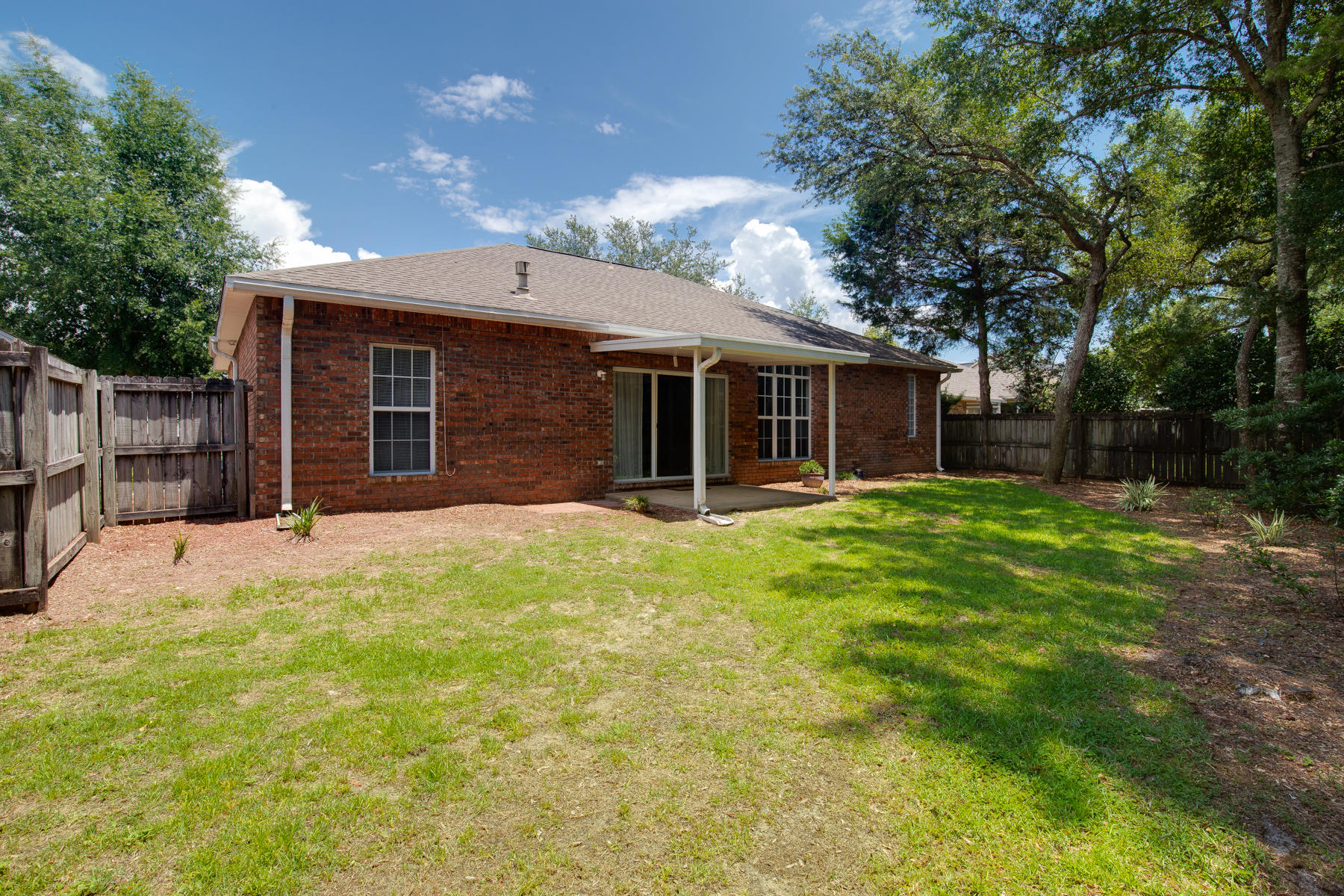 PARKWOOD SQUARE PH 2 - Residential