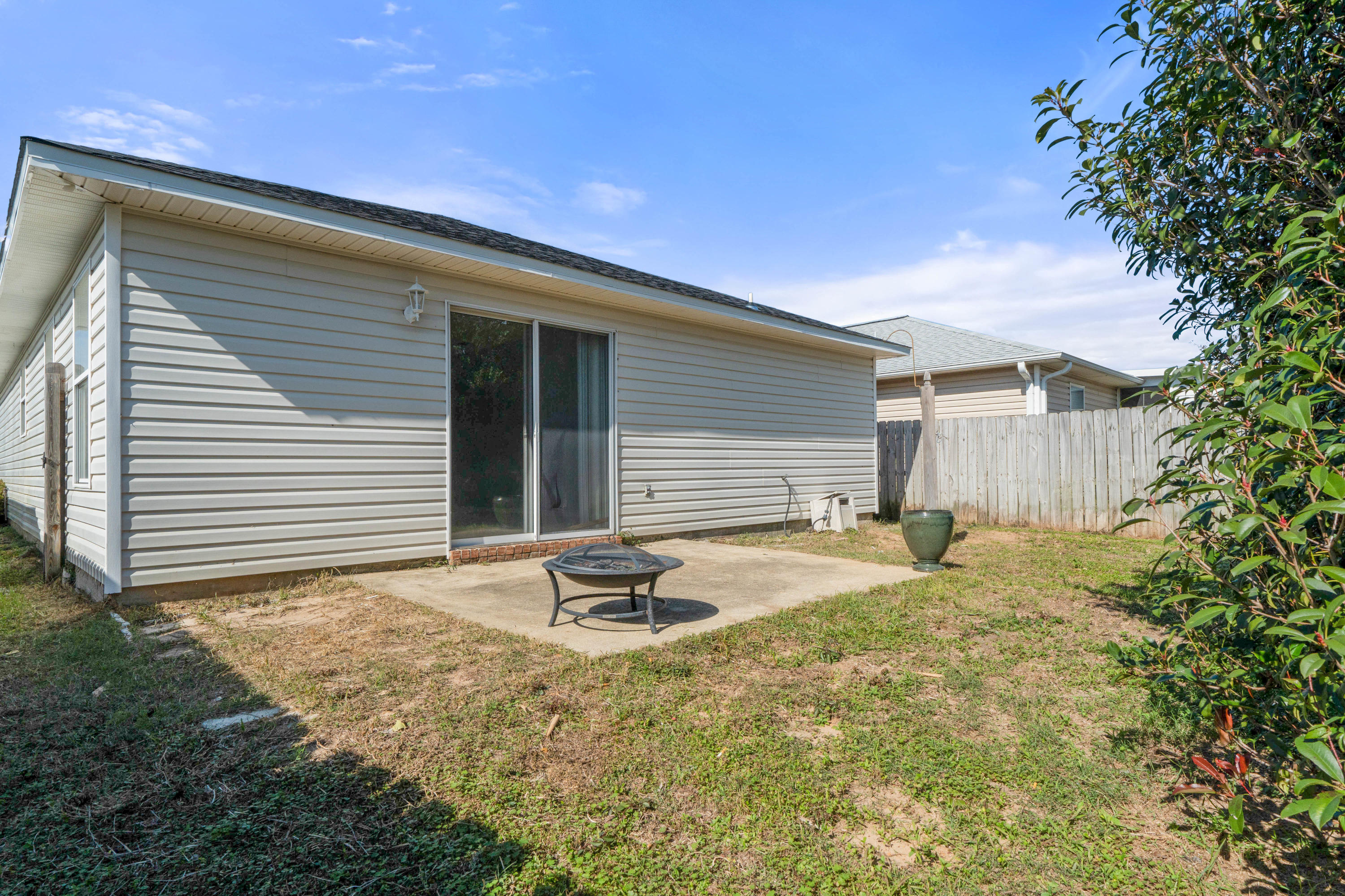 VINEYARD THE - Residential