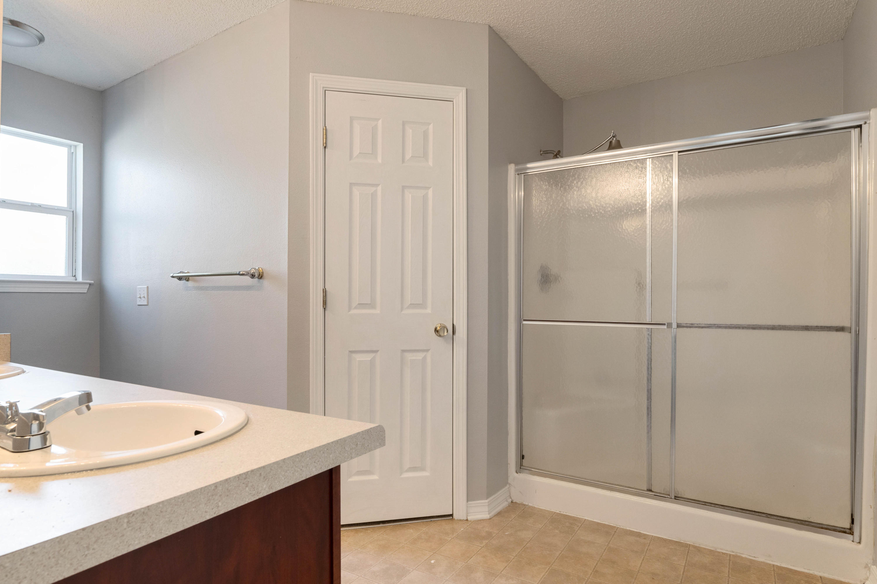 VINEYARD THE - Residential