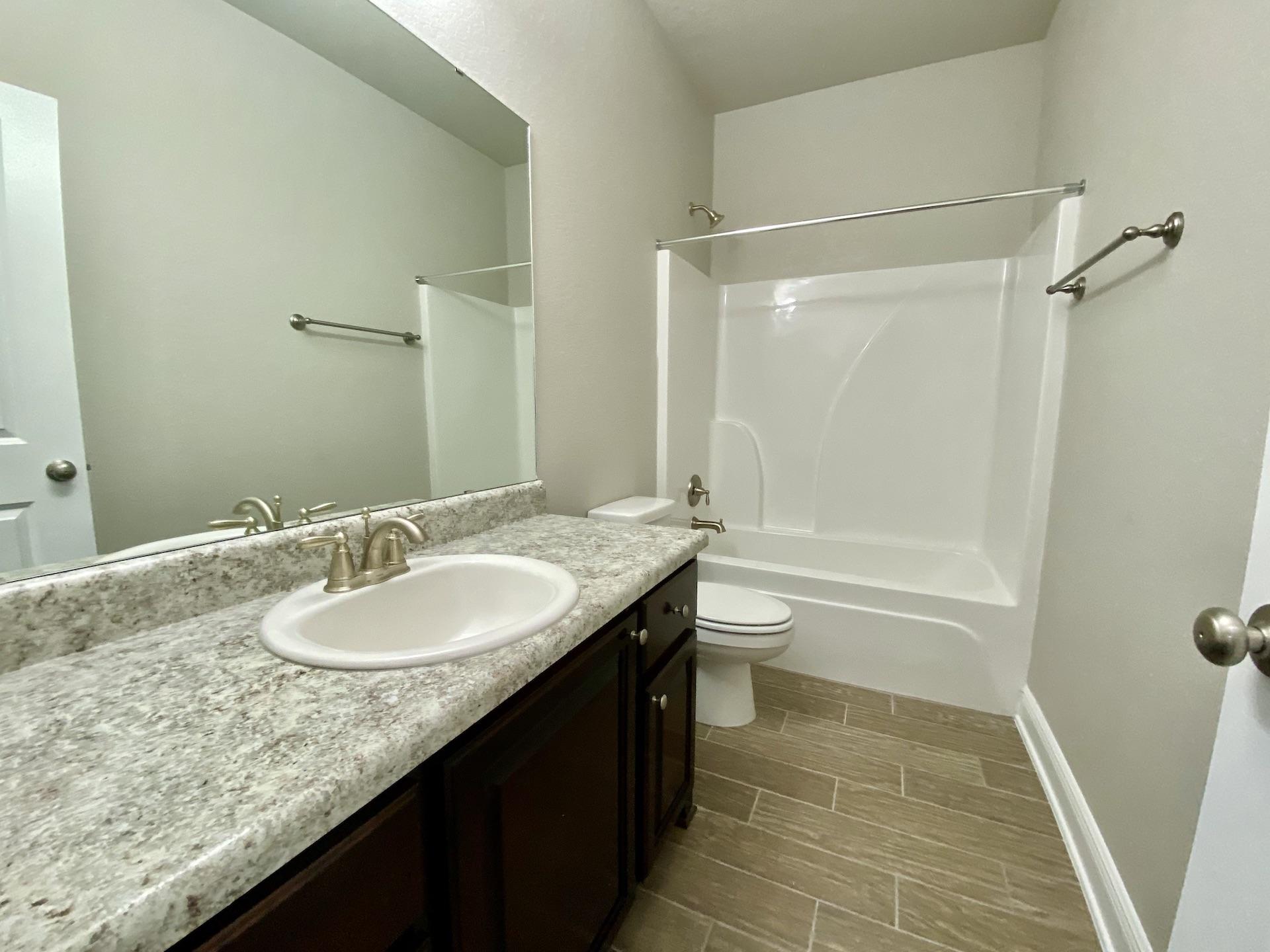 HOMEWOOD EST - Residential