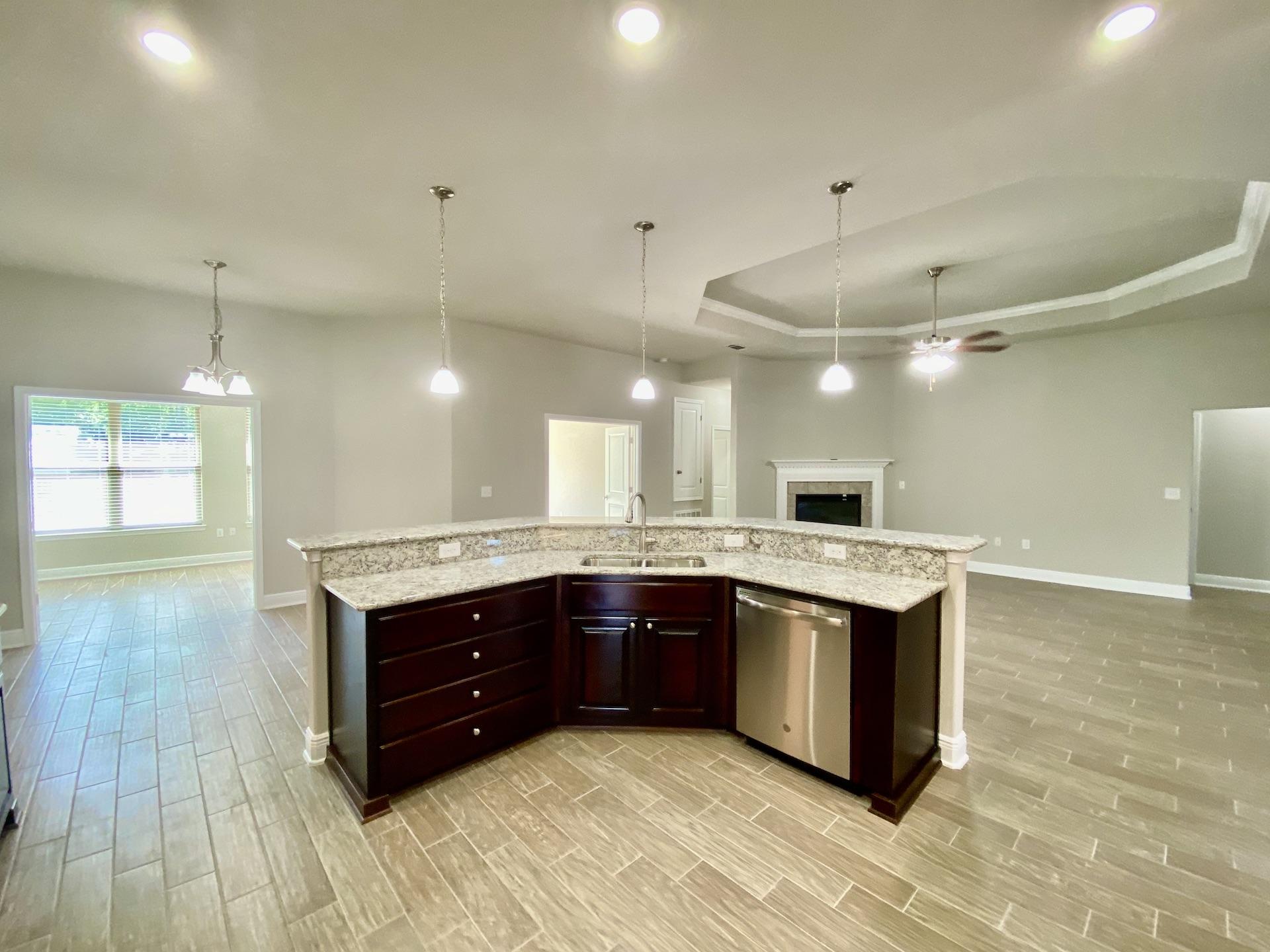 HOMEWOOD EST - Residential