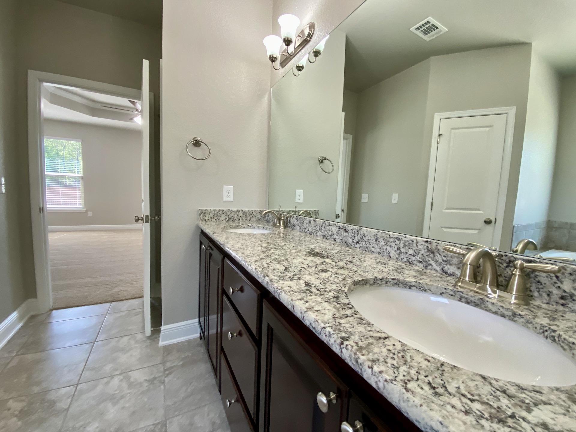 HOMEWOOD EST - Residential