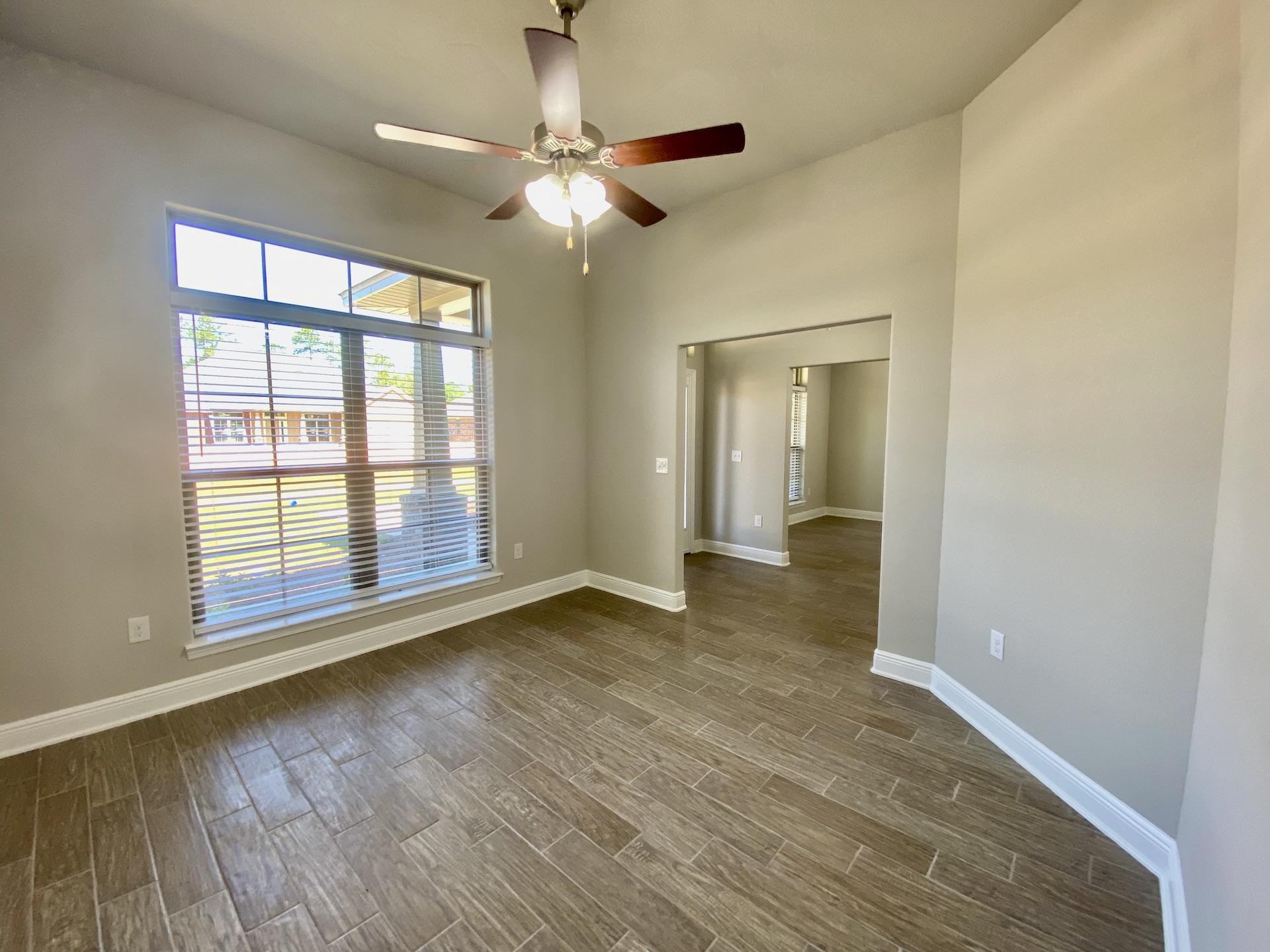 HOMEWOOD EST - Residential