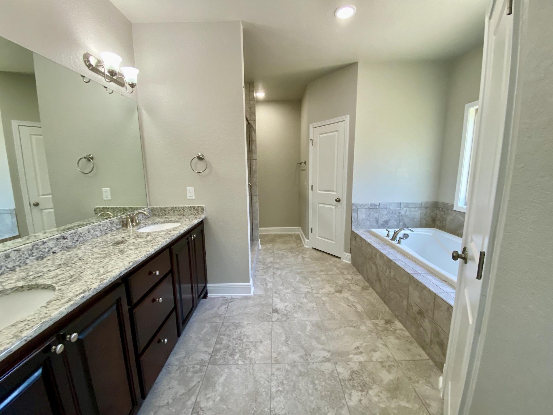 HOMEWOOD EST - Residential