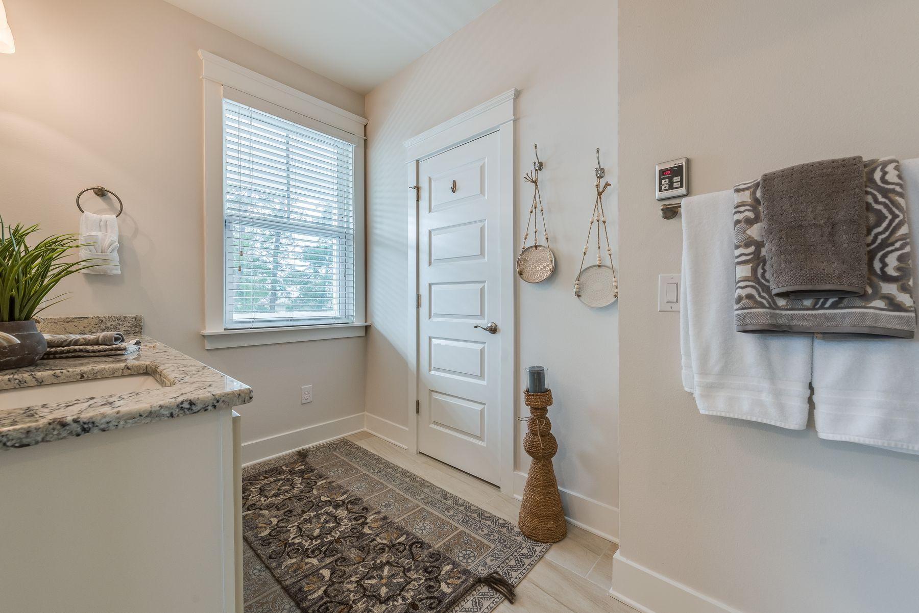 HIGHLAND PARKS - Residential