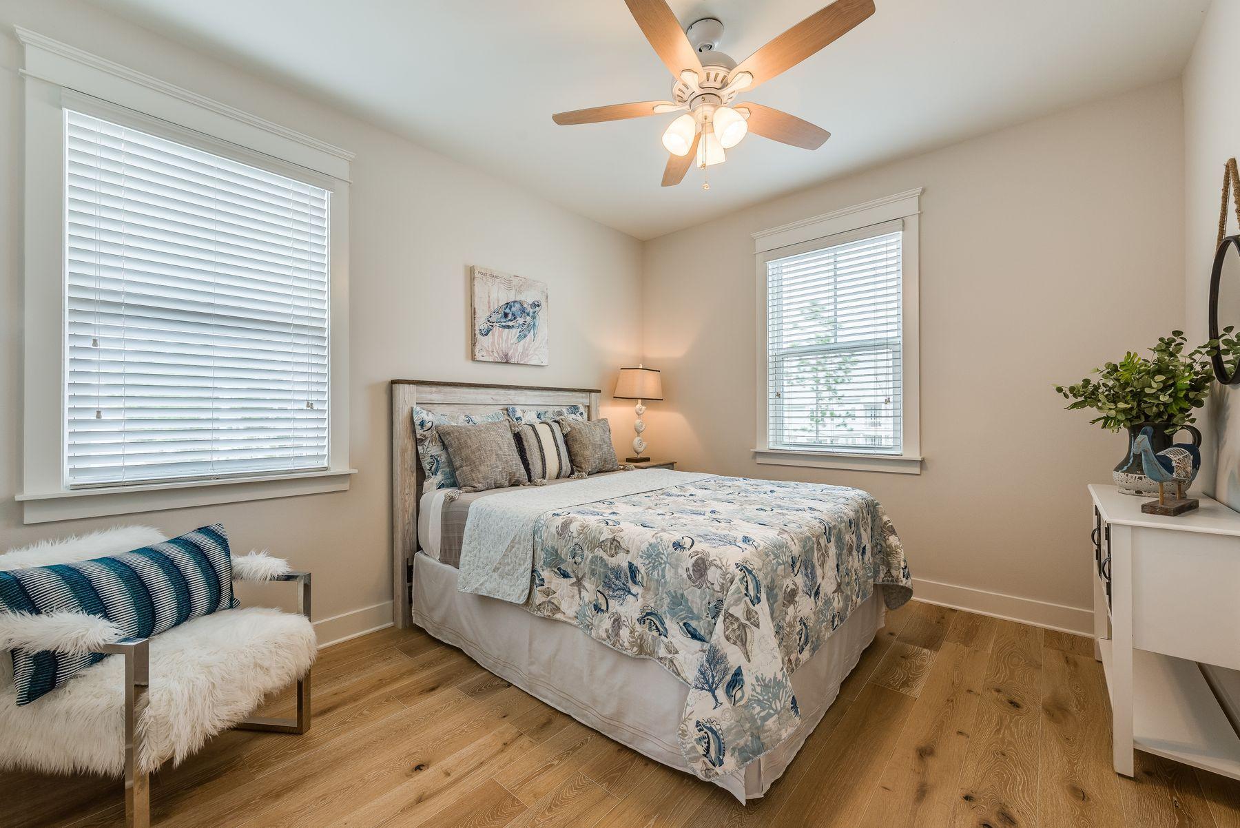 HIGHLAND PARKS - Residential
