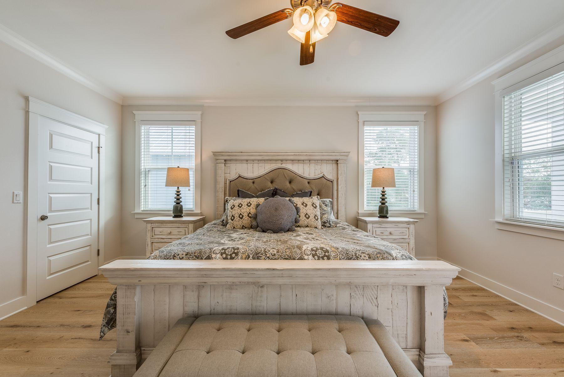 HIGHLAND PARKS - Residential