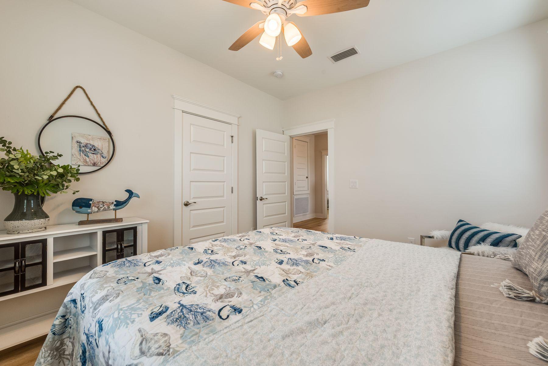 HIGHLAND PARKS - Residential