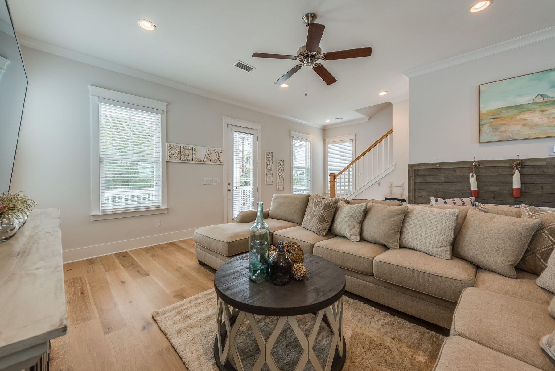 HIGHLAND PARKS - Residential