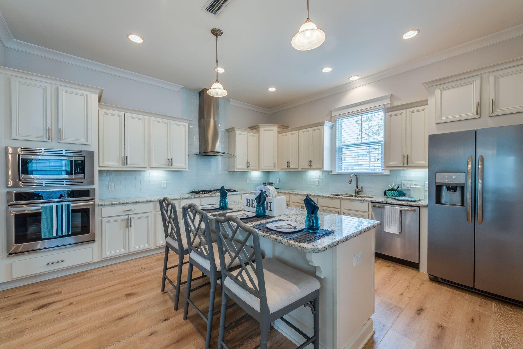 HIGHLAND PARKS - Residential