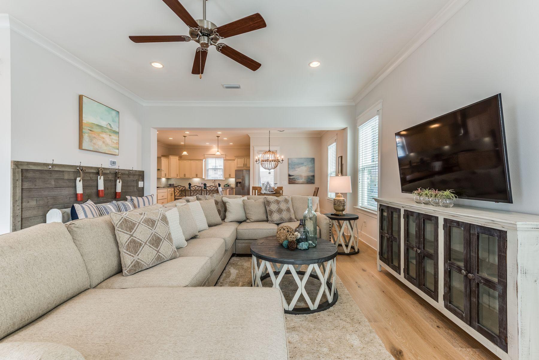 HIGHLAND PARKS - Residential