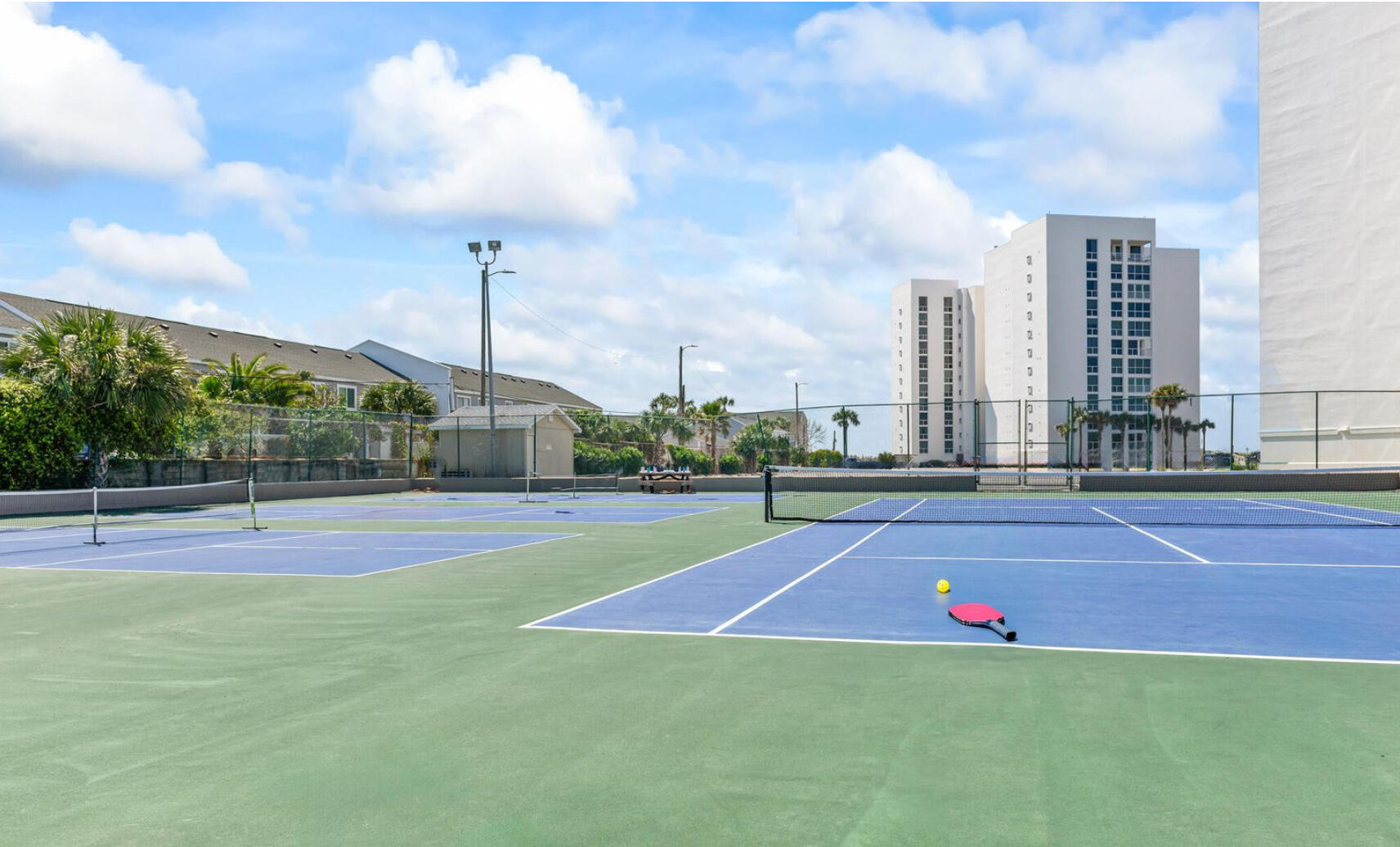 SHORELINE TOWERS 2 - Residential