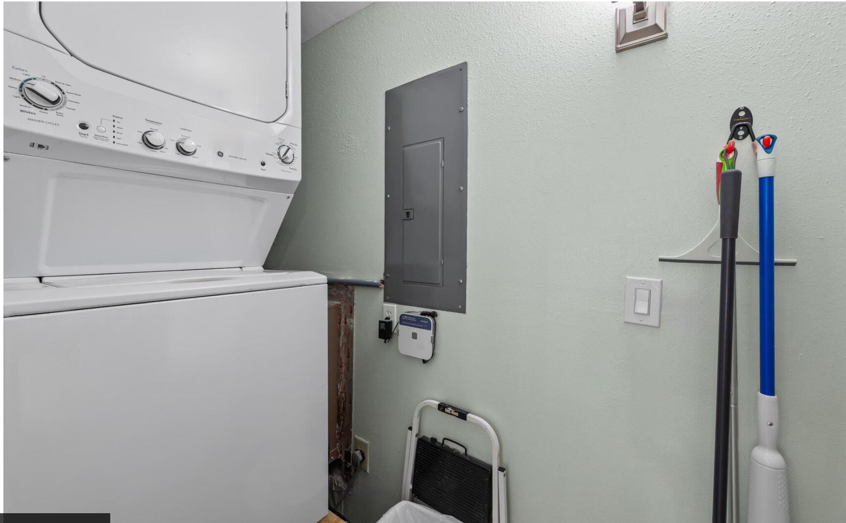 SHORELINE TOWERS 2 - Residential