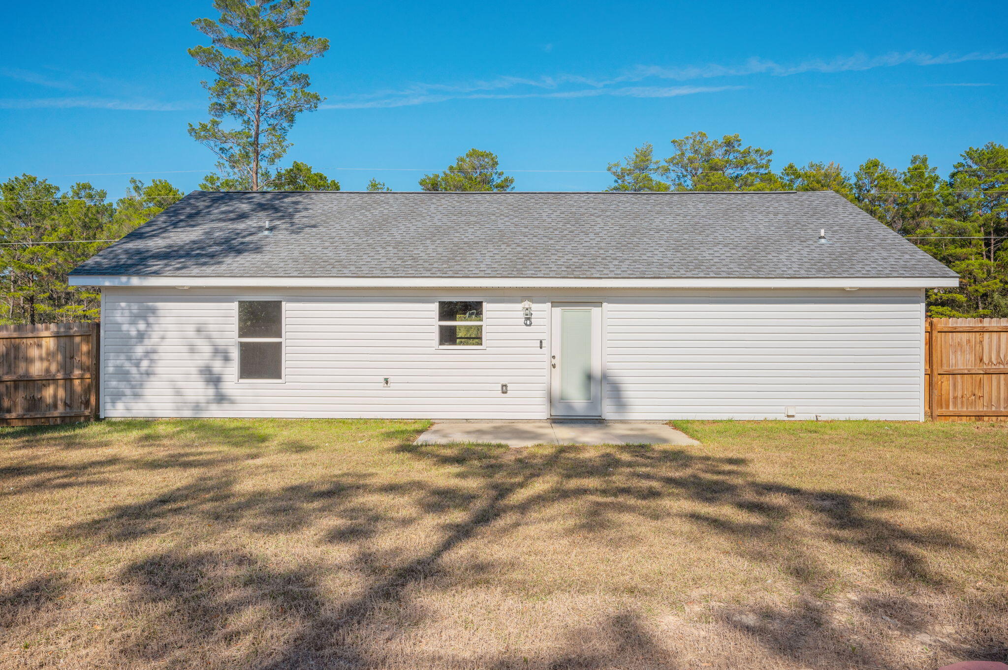 OAKWOOD HILLS UNIT 3 - Residential Lease