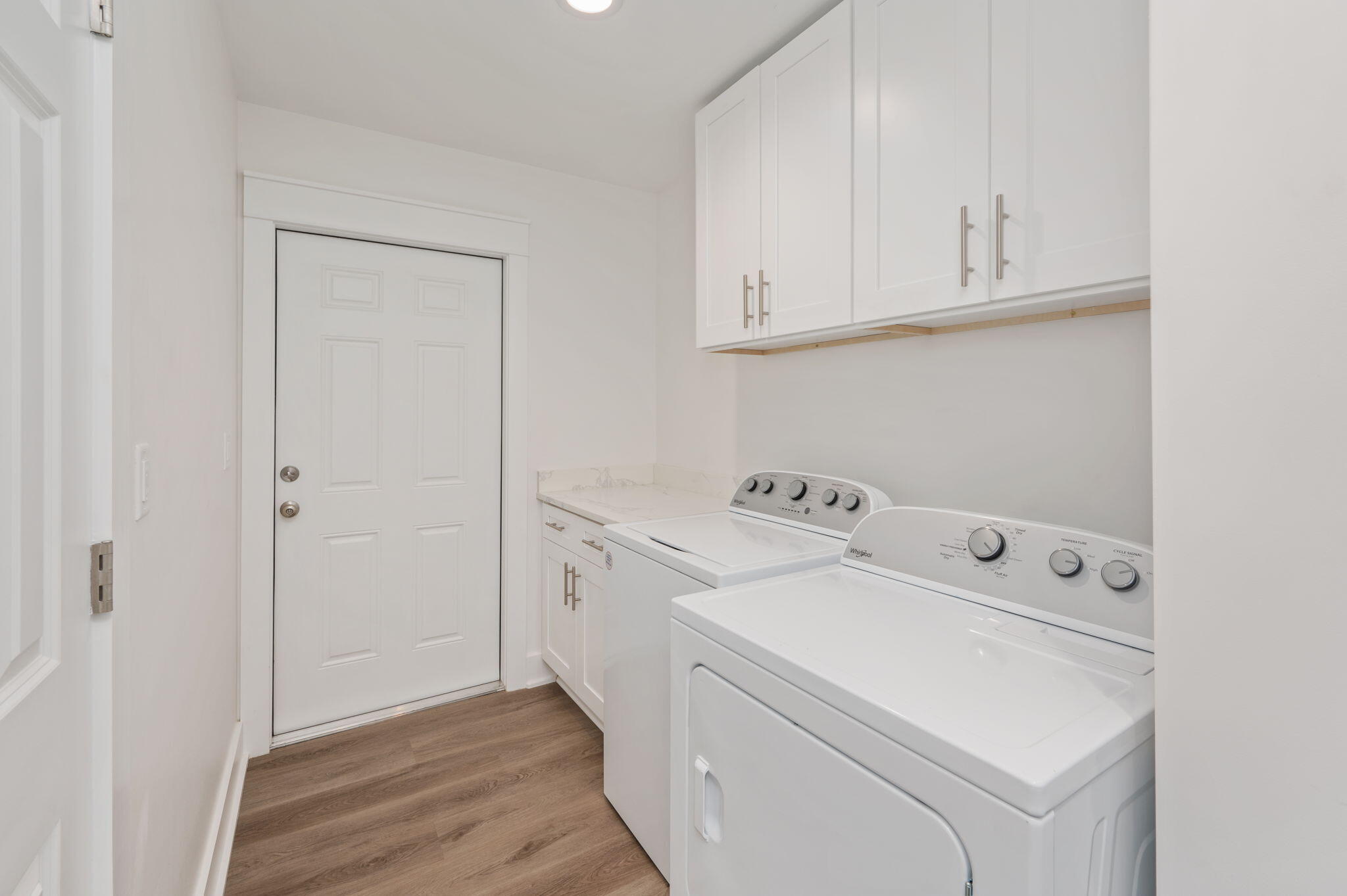 OAKWOOD HILLS UNIT 3 - Residential Lease