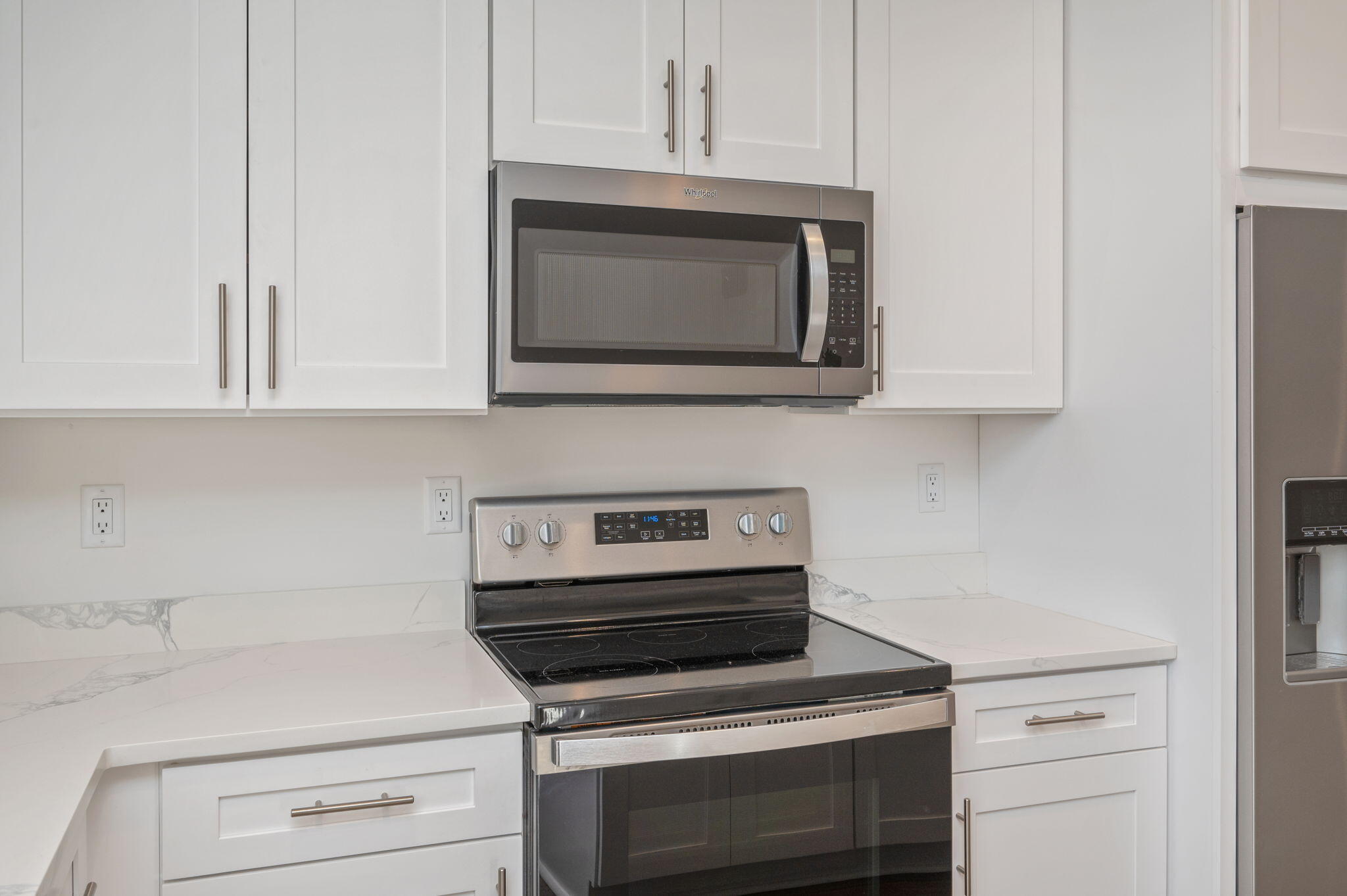 OAKWOOD HILLS UNIT 3 - Residential Lease