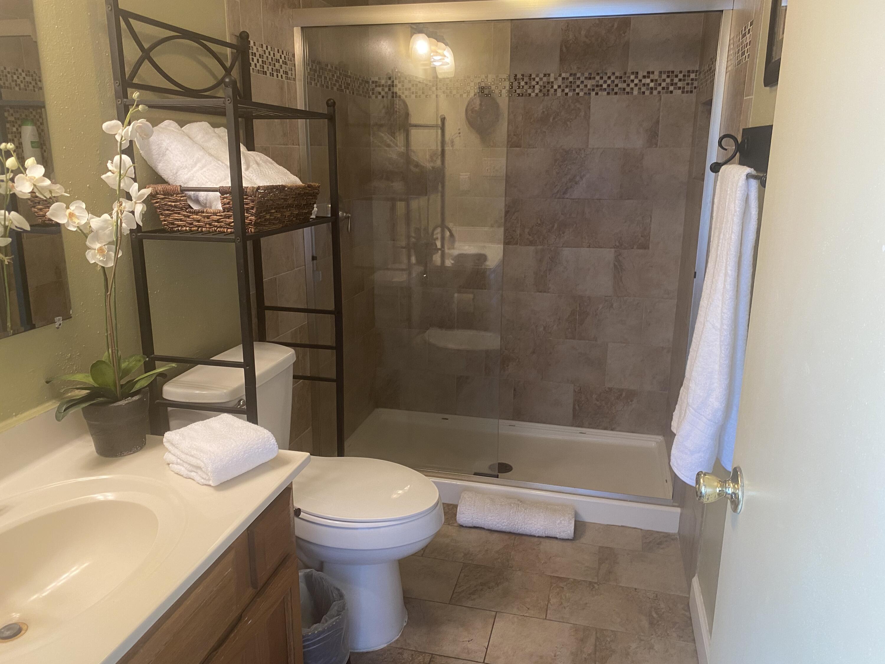 Sandpiper Cove Condominiums - Residential