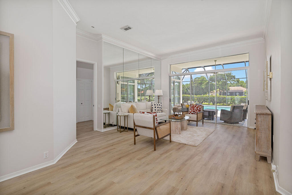 EMERALD BAY PH 1A - Residential