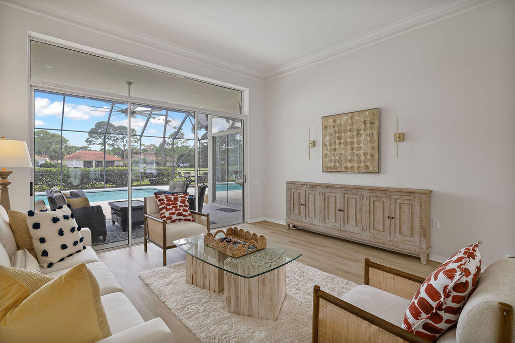 EMERALD BAY PH 1A - Residential