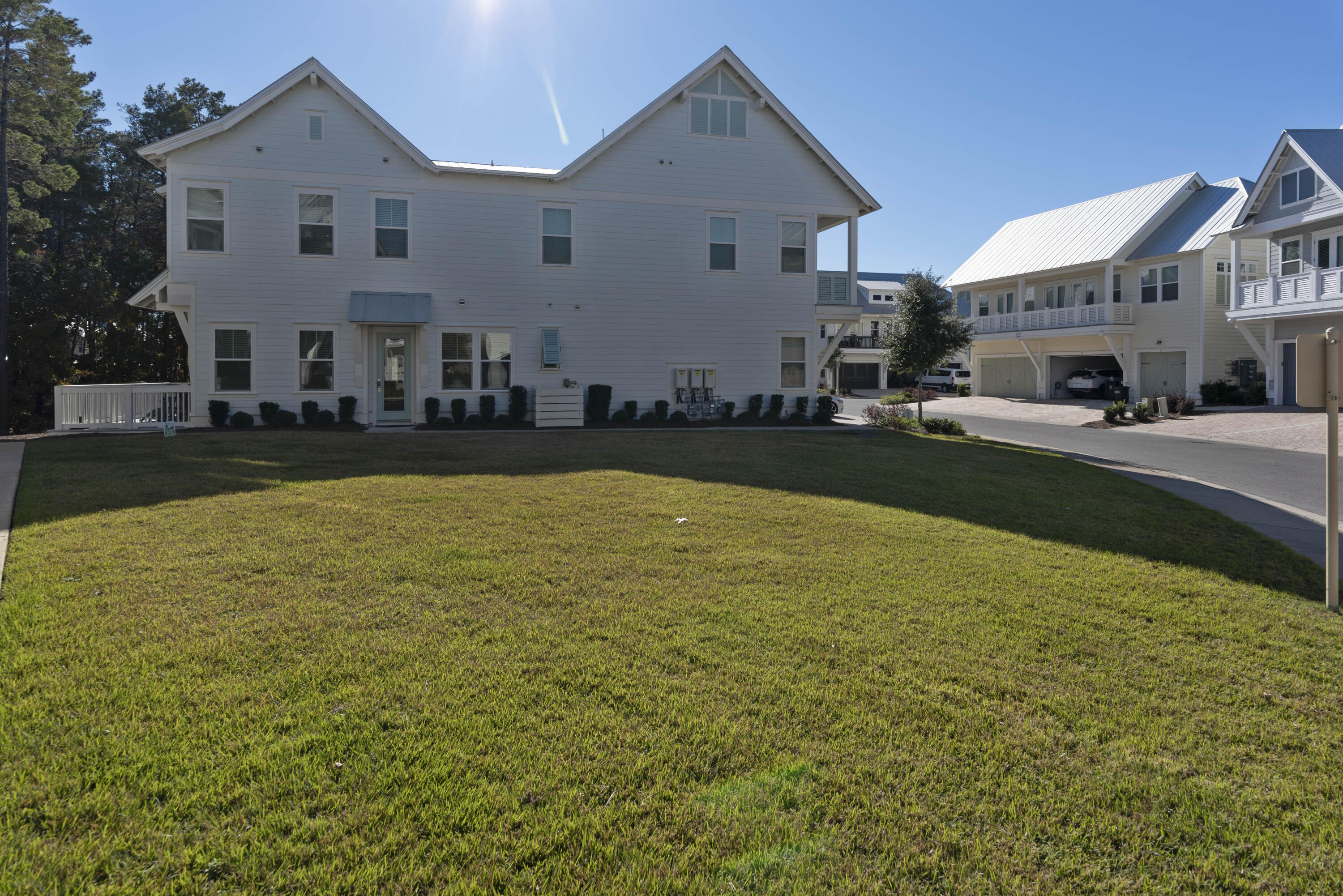 PROMINENCE NORTH - Residential