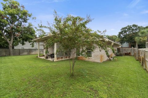 A home in Fort Walton Beach