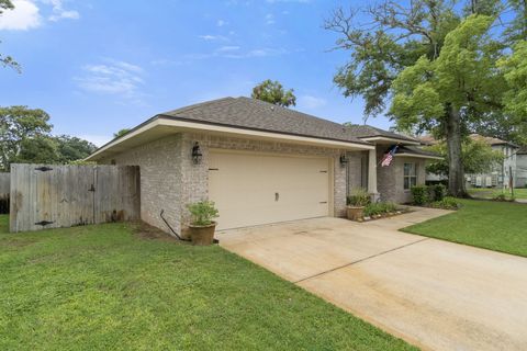 A home in Fort Walton Beach