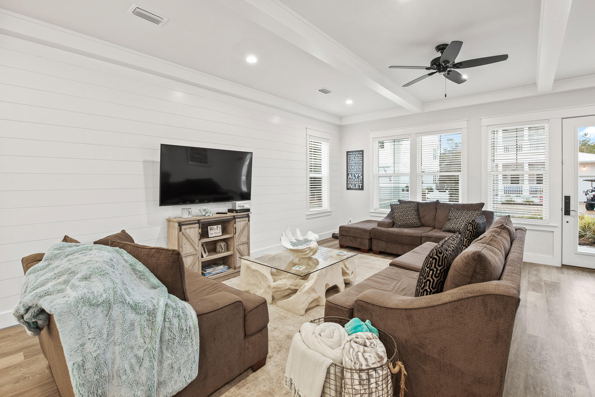 HIGHLAND PARKS - Residential