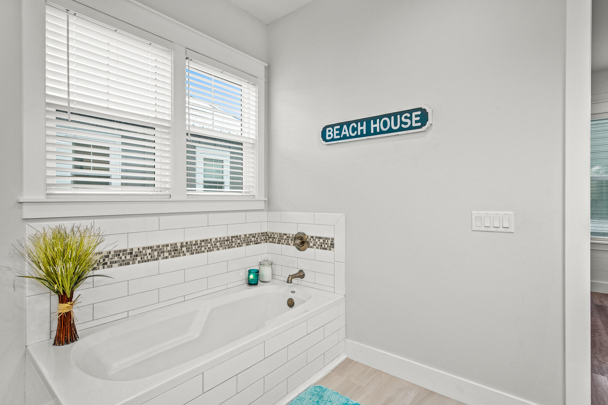 HIGHLAND PARKS - Residential