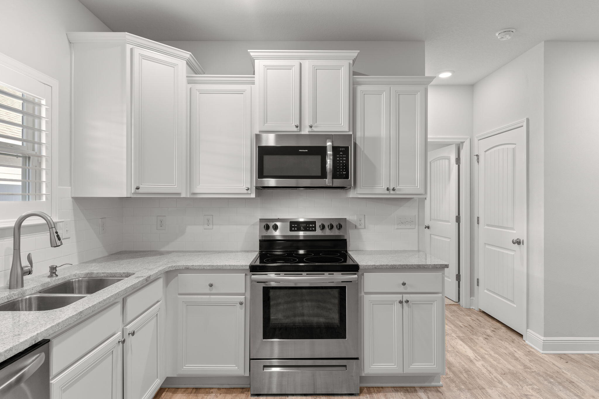 STONEGATE - Residential