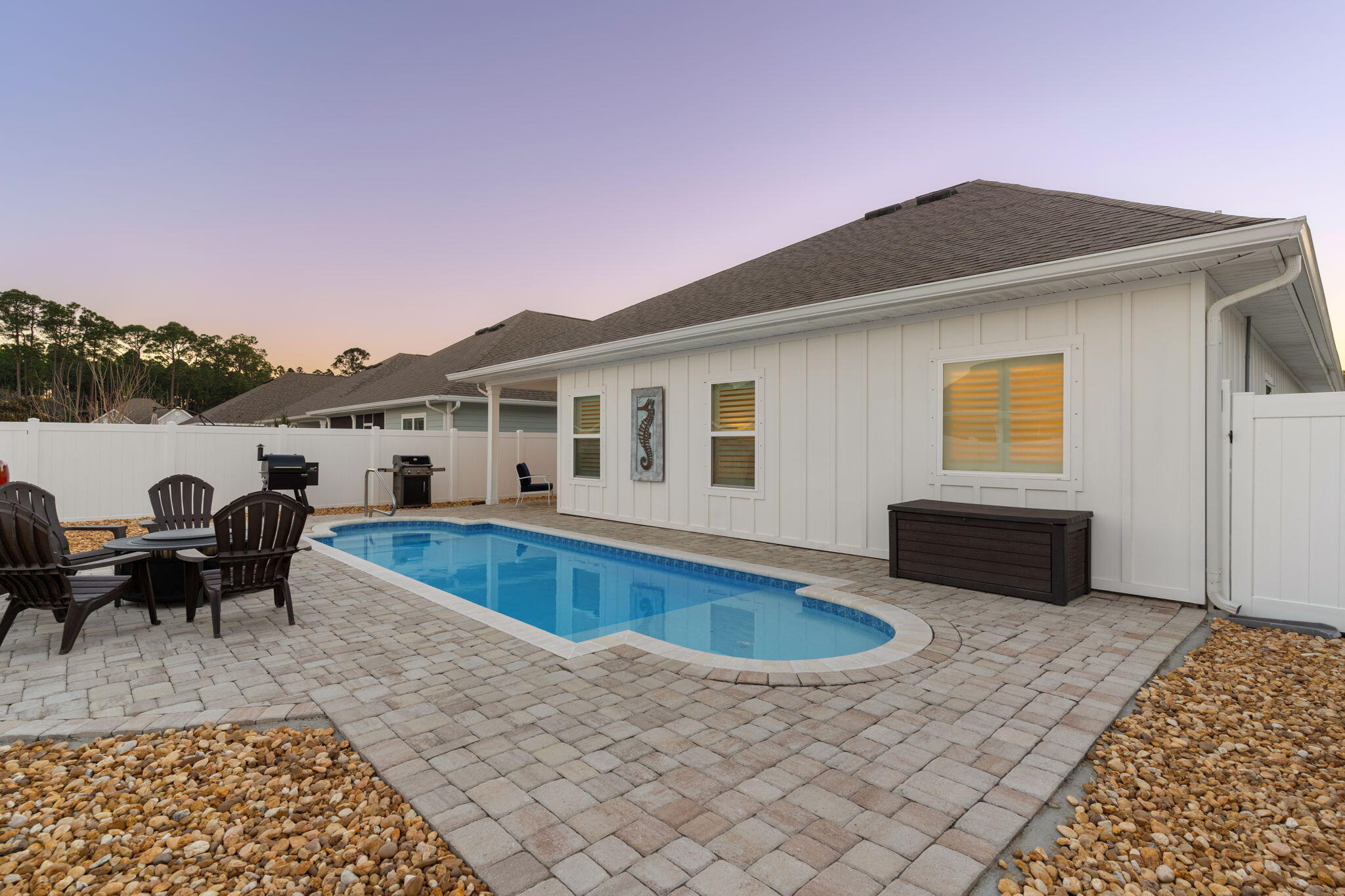 STONEGATE - Residential