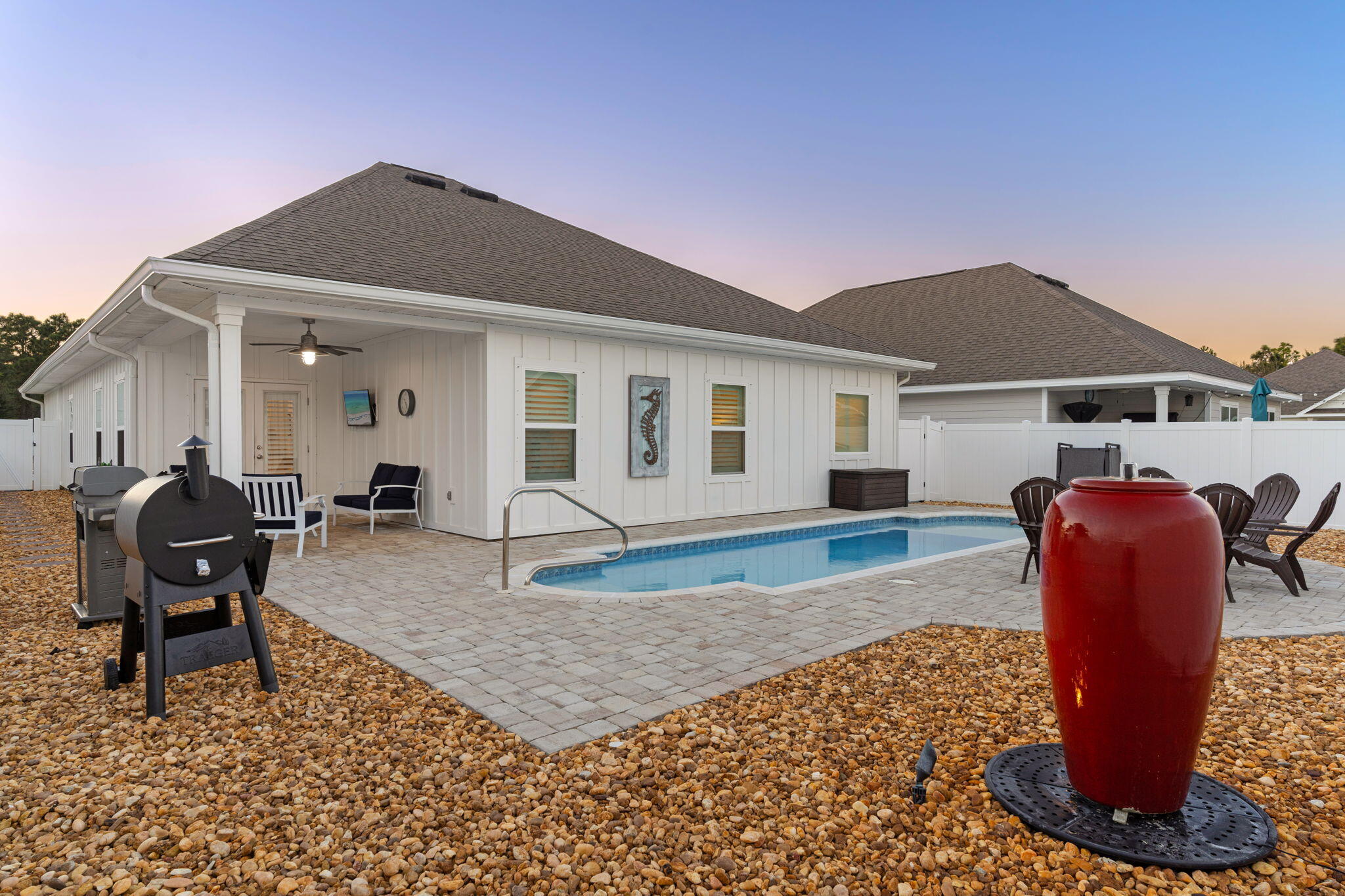 STONEGATE - Residential