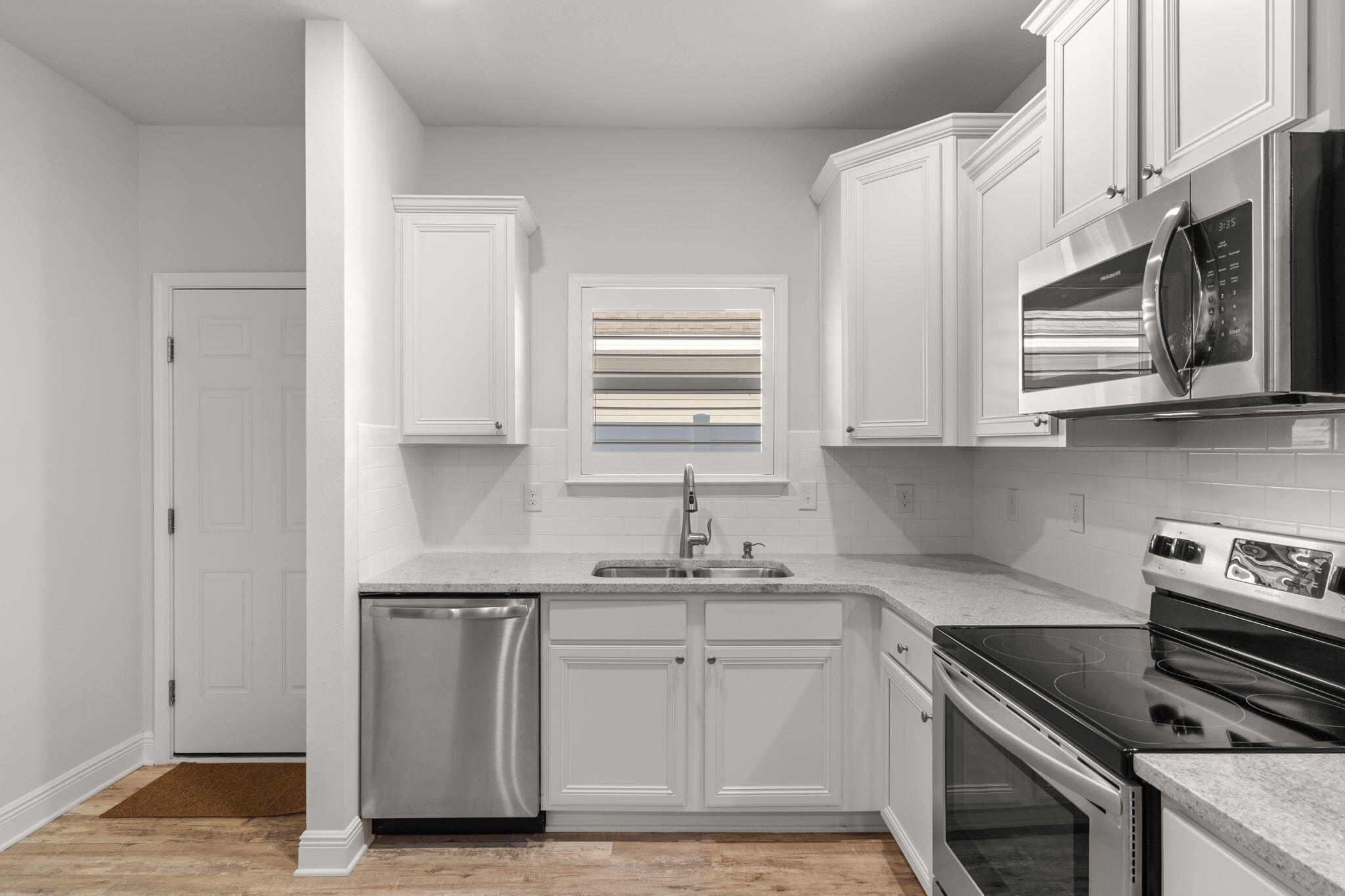 STONEGATE - Residential