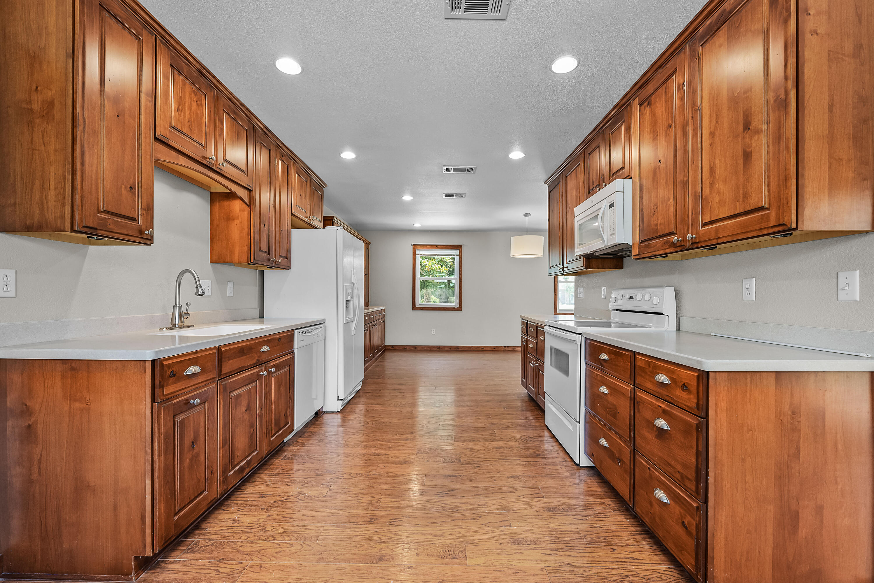TRADEWINDS - Residential