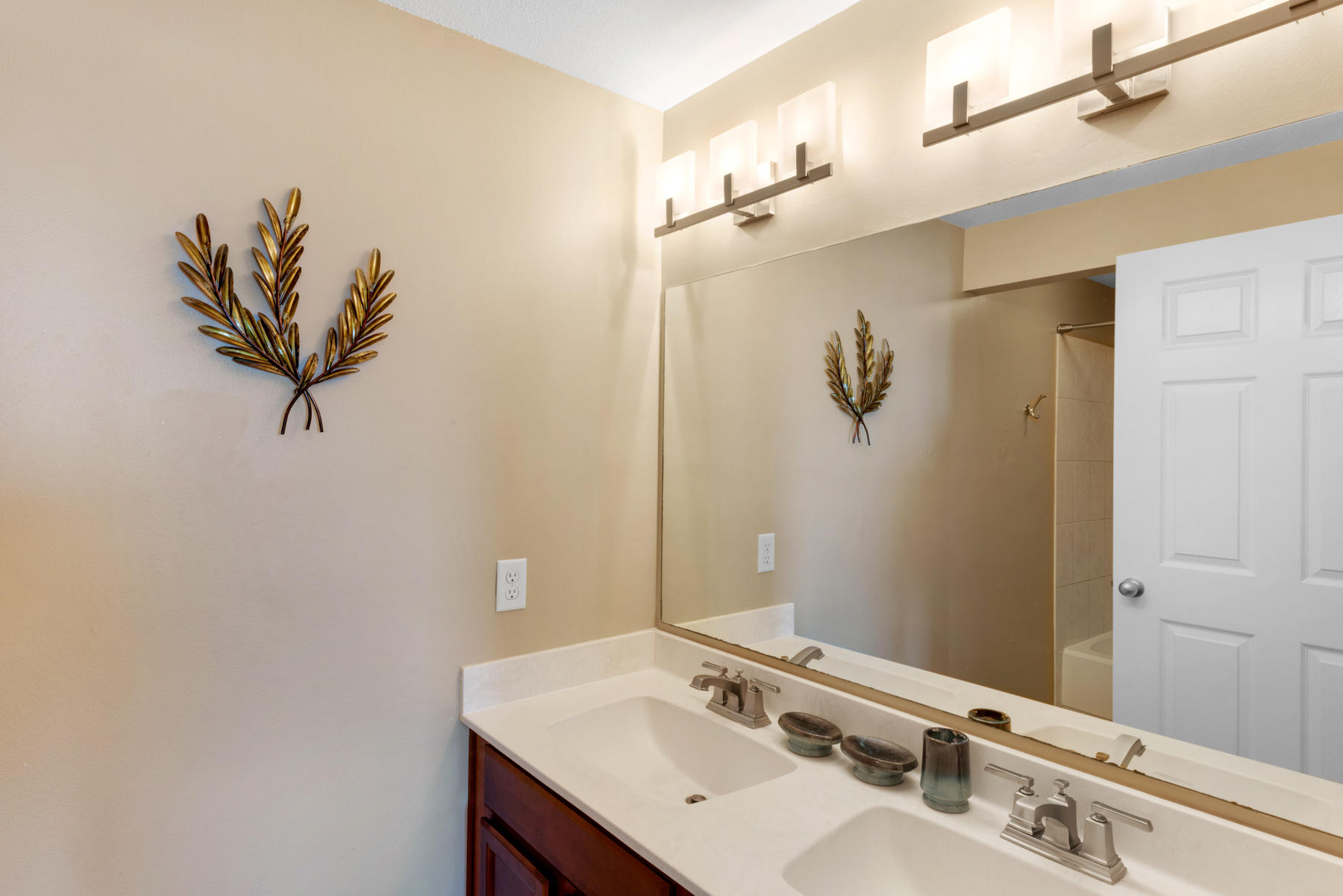 MAJESTIC SUN - Residential