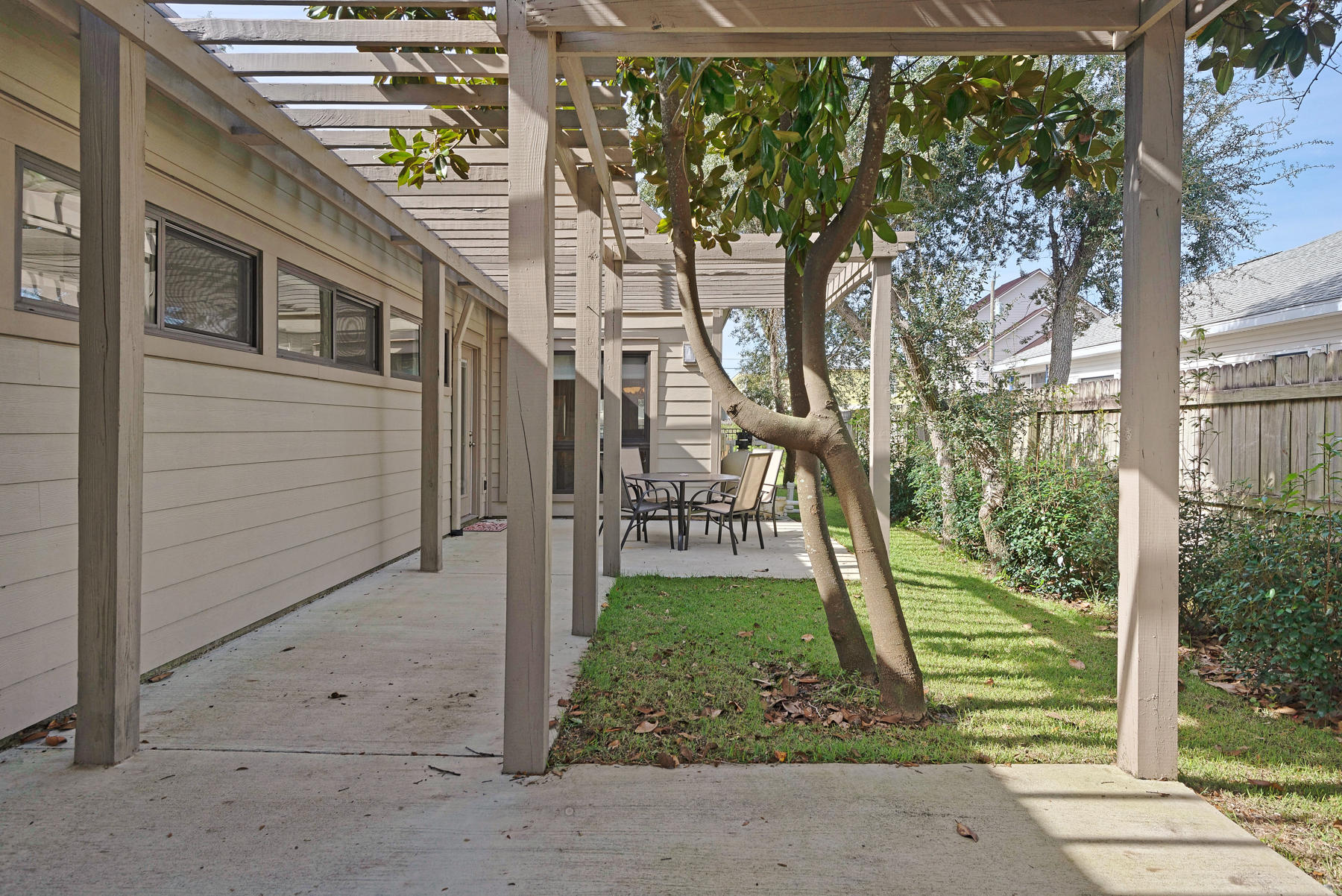 CRYSTAL BEACH - Residential