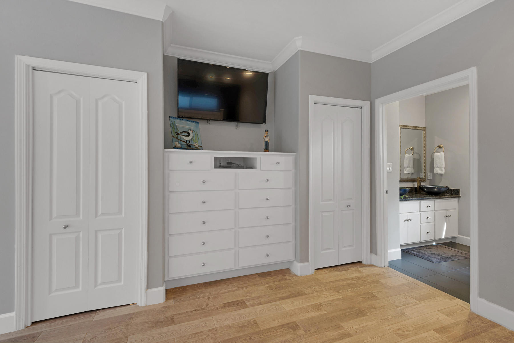 CRYSTAL BEACH - Residential