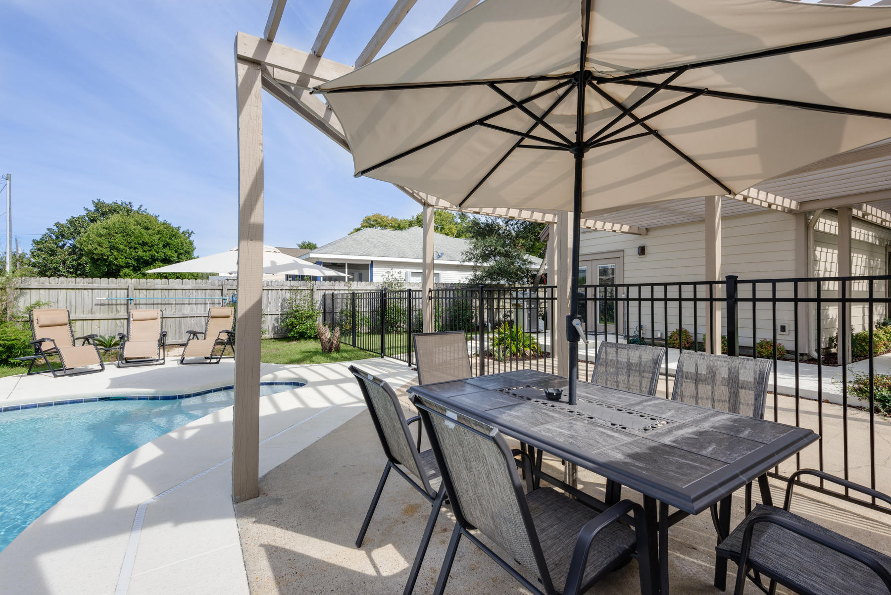 CRYSTAL BEACH - Residential