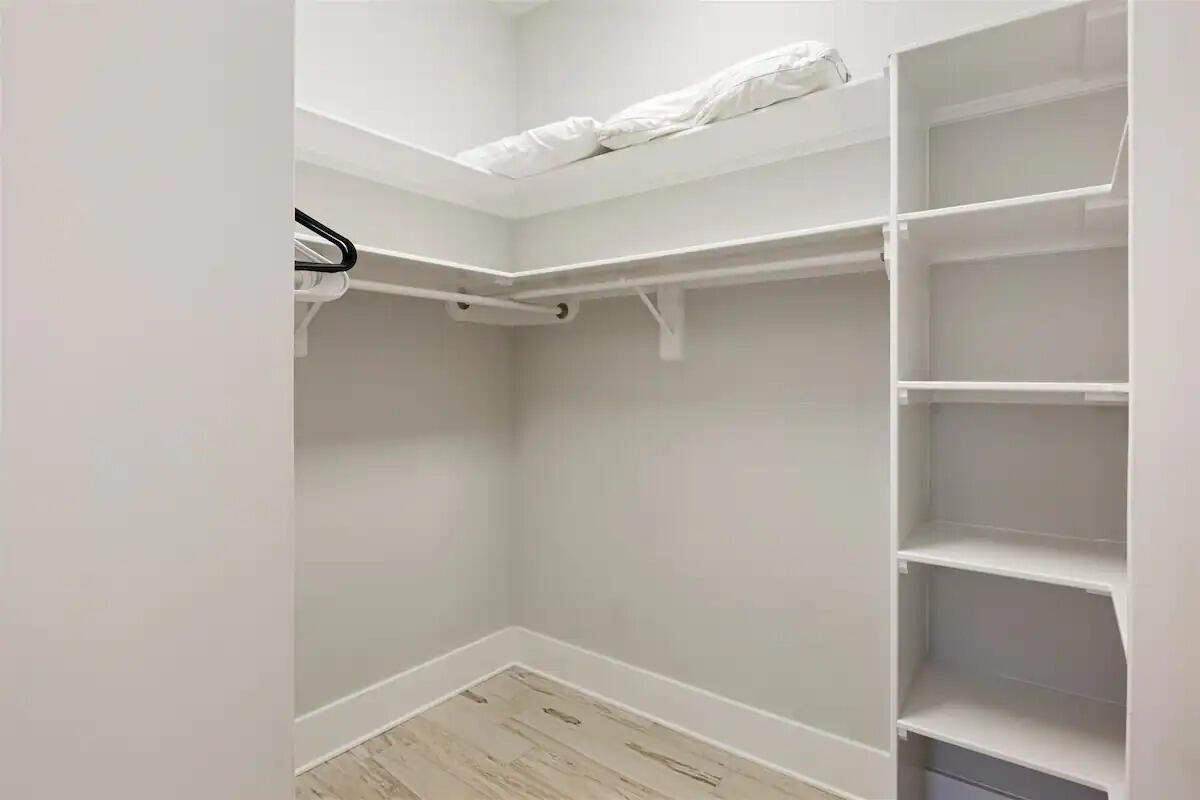 Villa Lago - Residential Lease