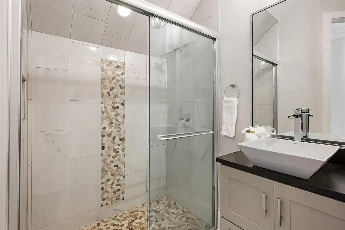 Villa Lago - Residential Lease