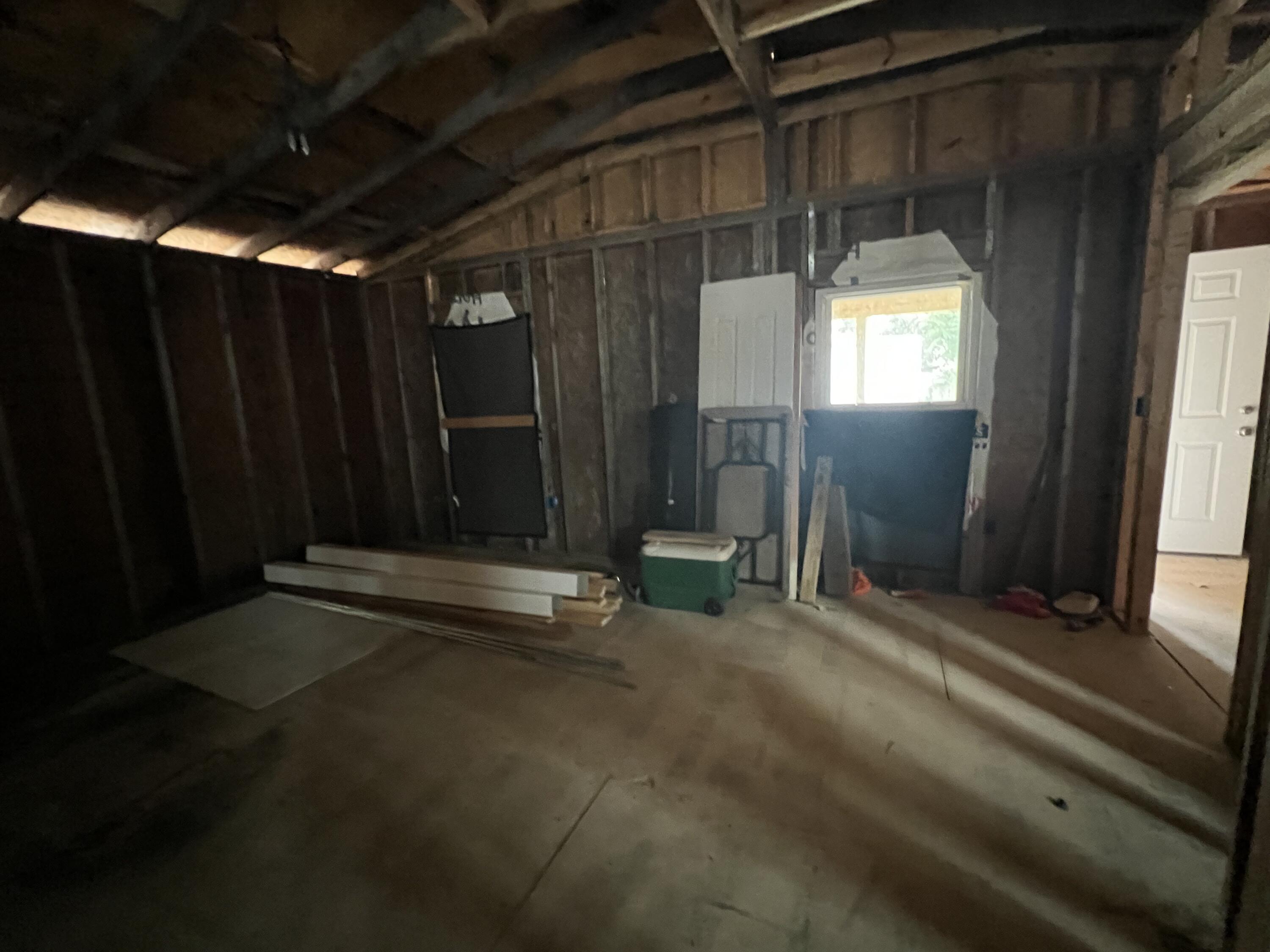 EDNEYS 2ND ADDN - Residential