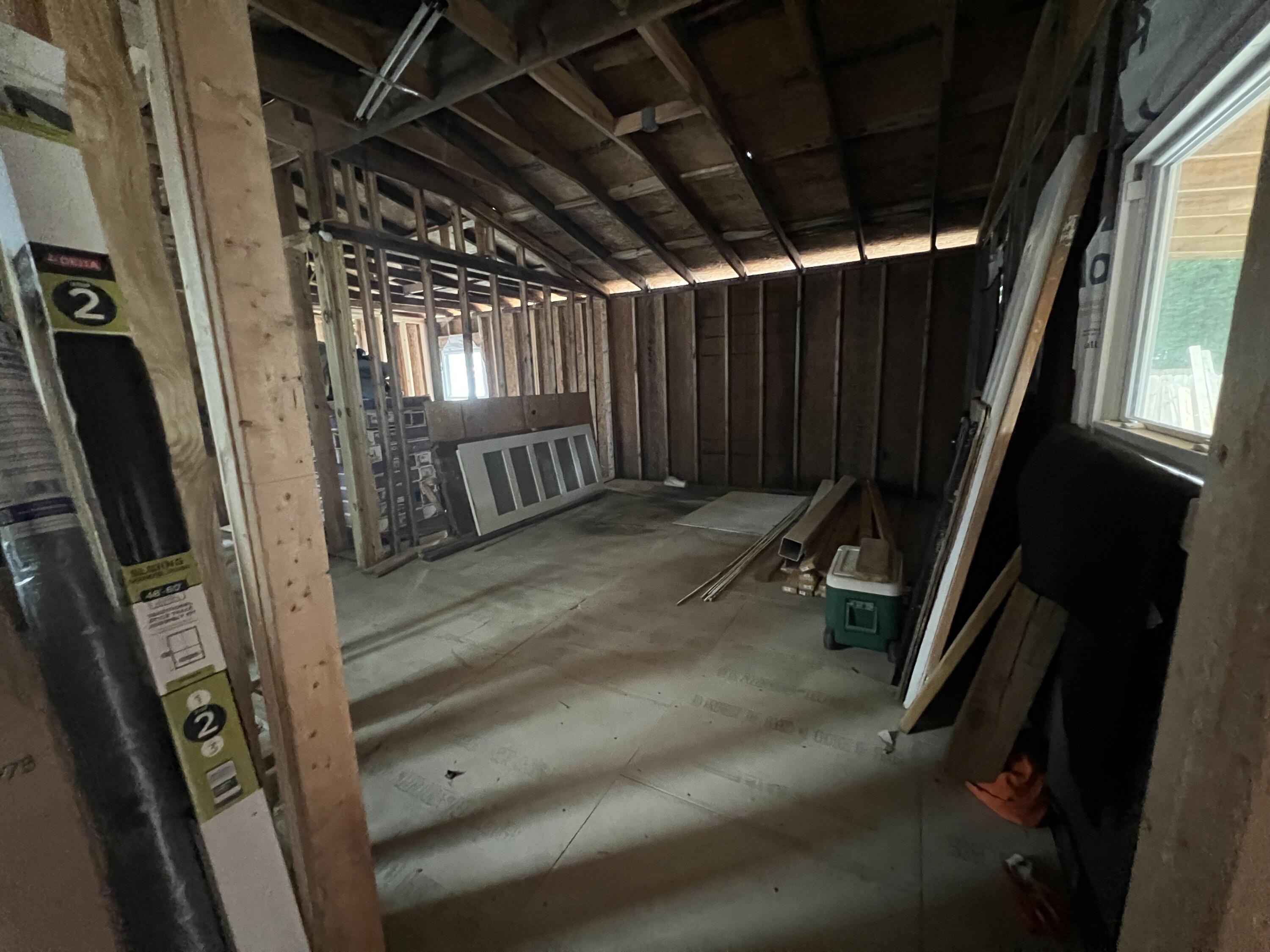 EDNEYS 2ND ADDN - Residential