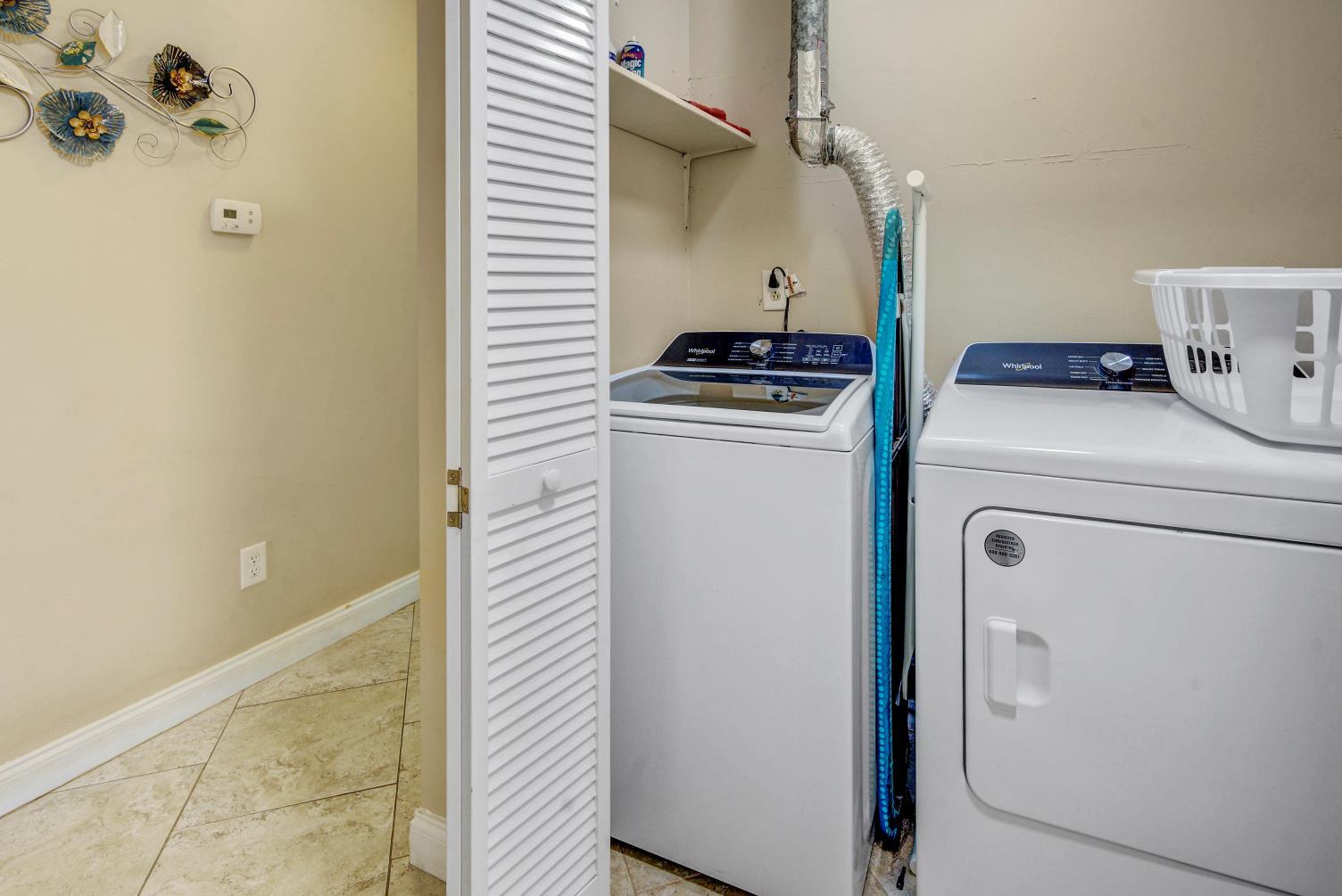 TIERRA VERDE - Residential