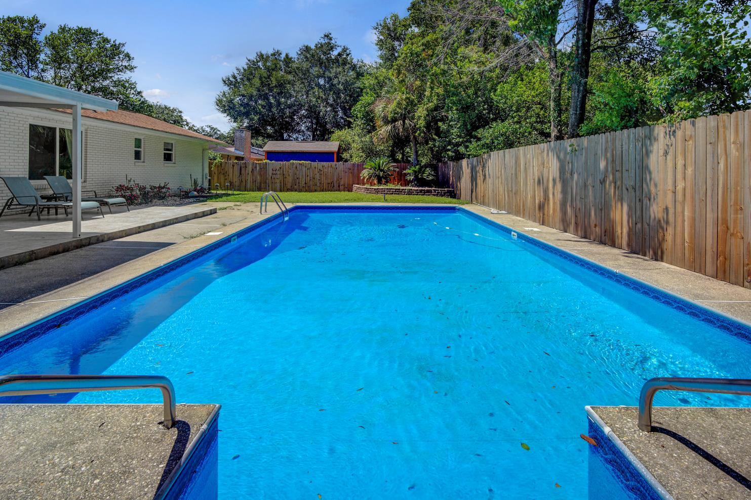 TIERRA VERDE - Residential