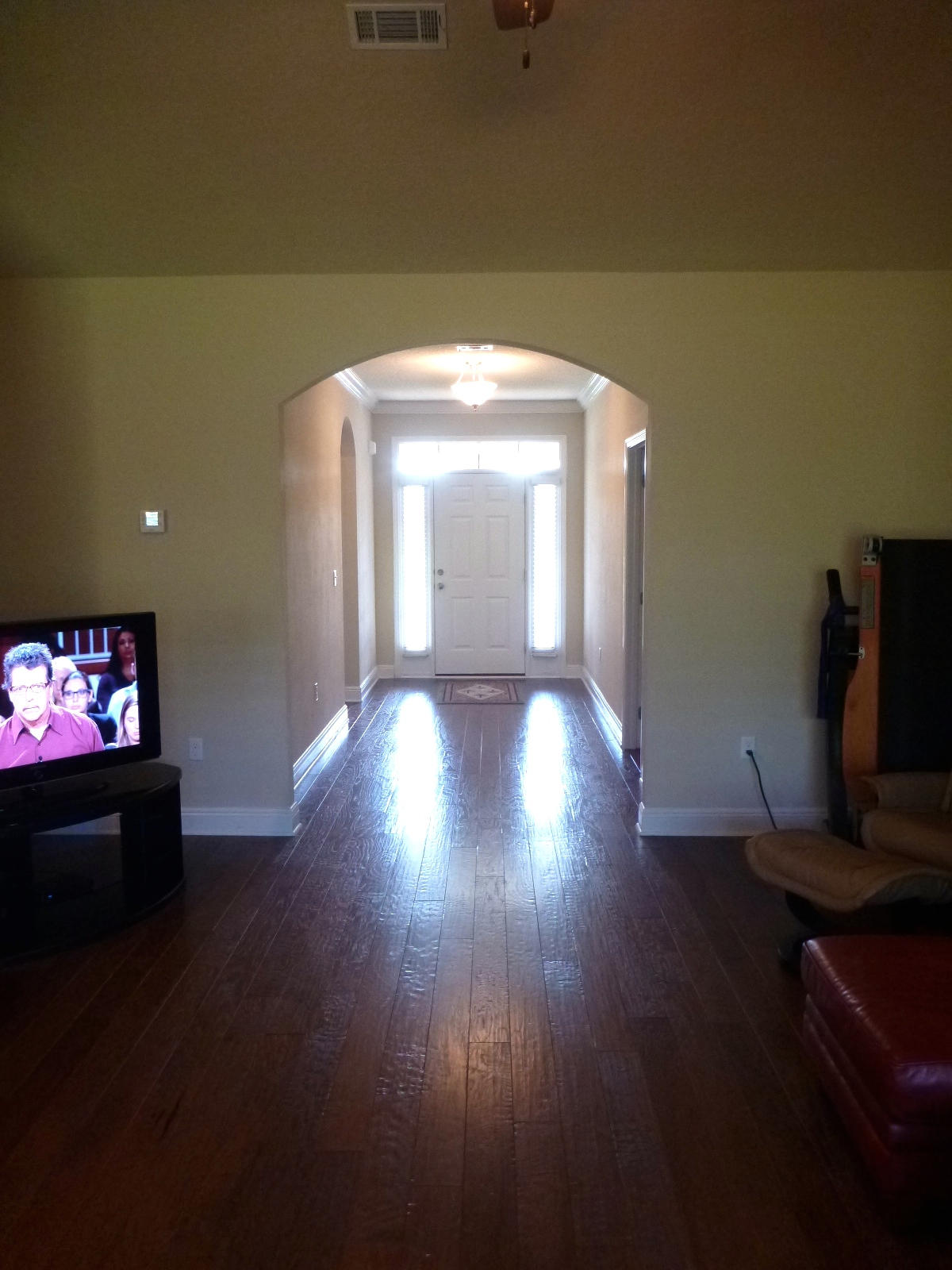 WHISPERING LAKE - Residential