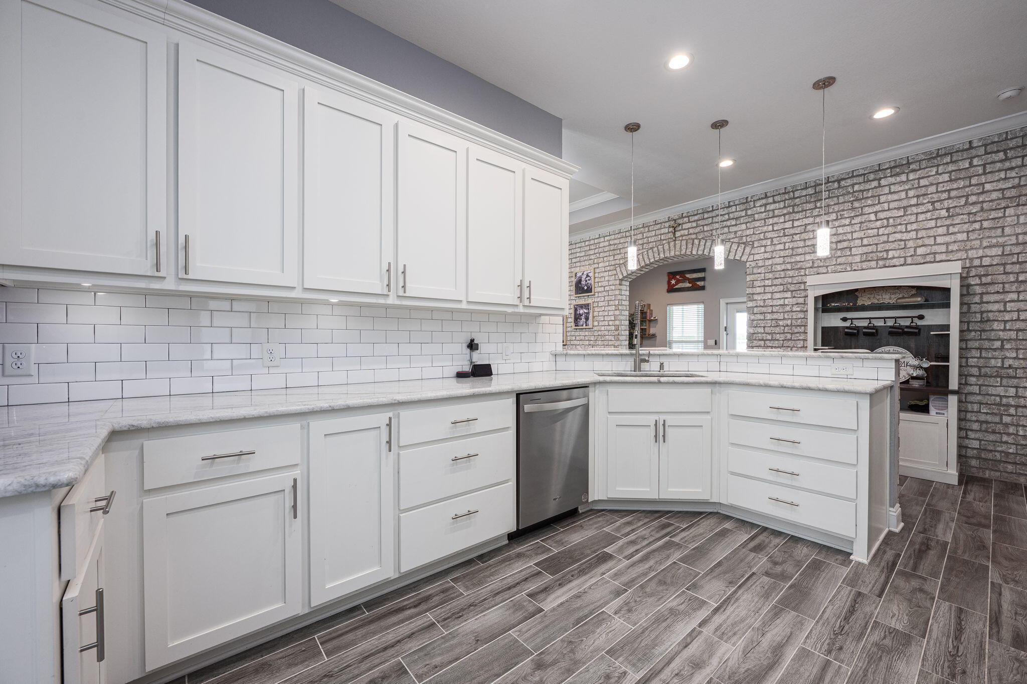 NO RECORDED SUBDIVISION - Residential