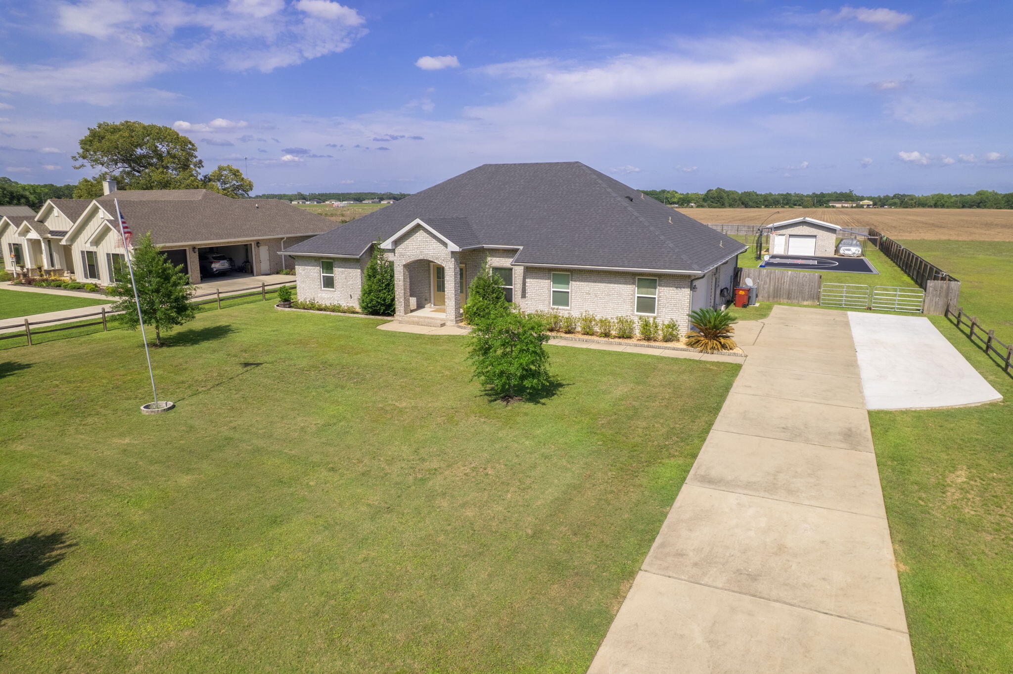 NO RECORDED SUBDIVISION - Residential