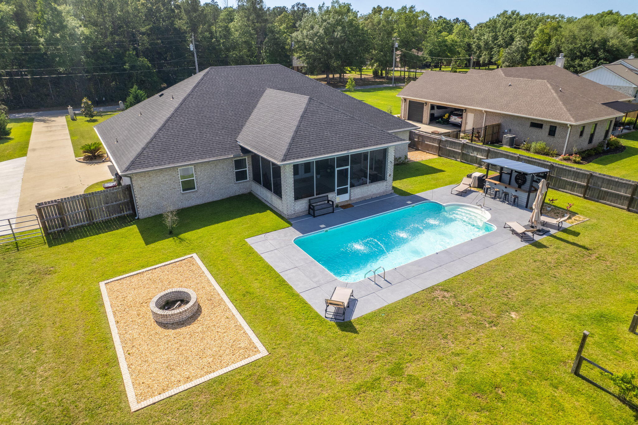 NO RECORDED SUBDIVISION - Residential